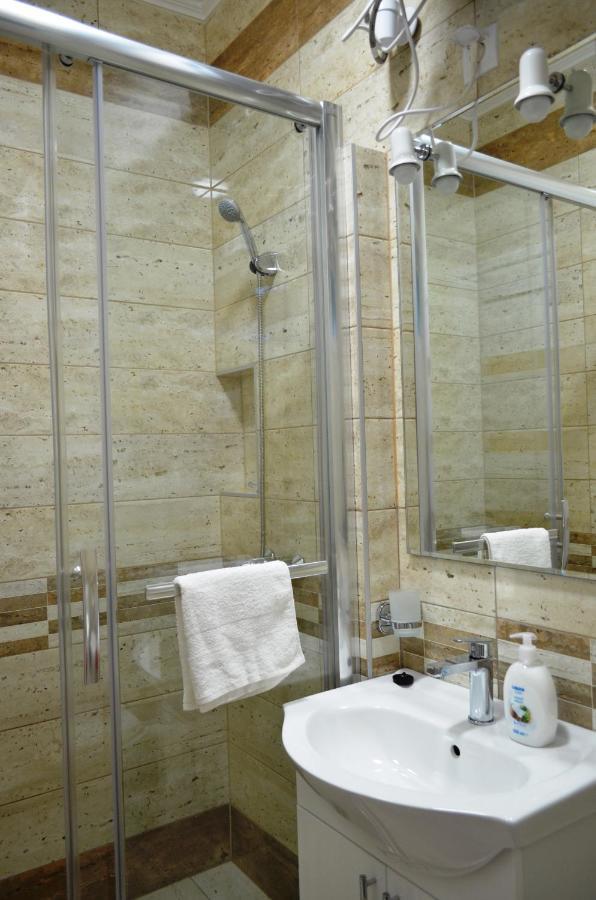 Henrietta - Violetta Apartman Hajdúszoboszló 外观 照片