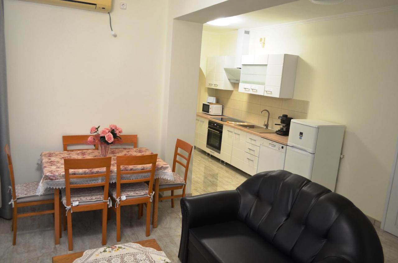 Henrietta - Violetta Apartman Hajdúszoboszló 外观 照片
